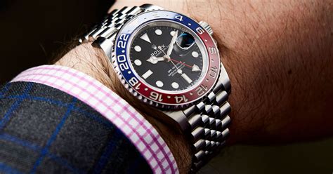 da dove riconoscere un rolex gmt master 2 pepsi falso